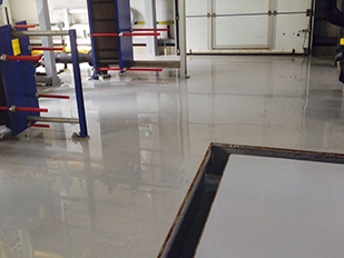 Образец полимерного пола для гаража Готовый наливной полимерный пол в гараже